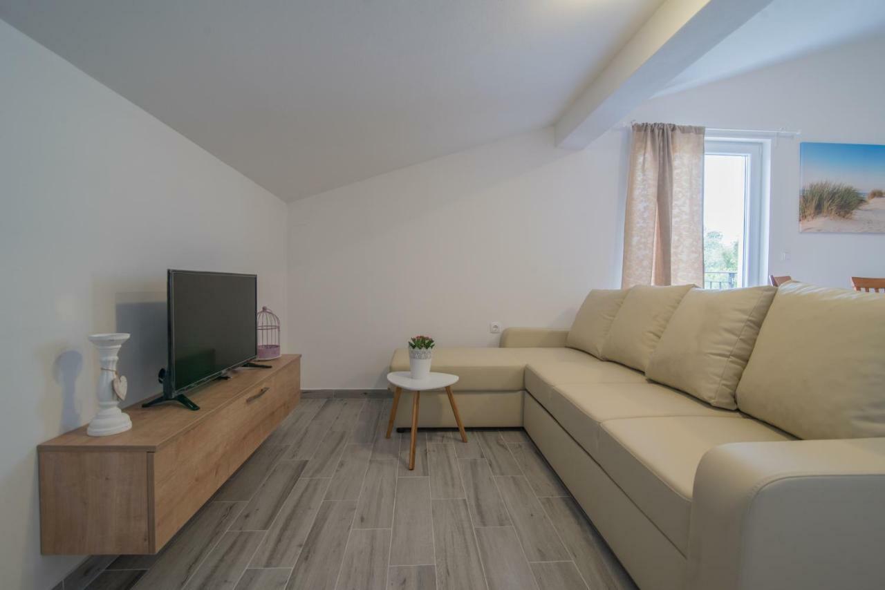 Middle Istra Apartment Pazin Exterior photo